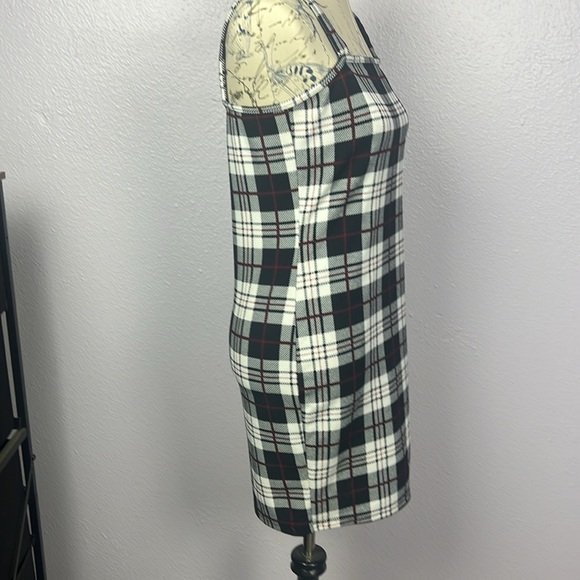 Plaid Dress - Picture 3 of 5